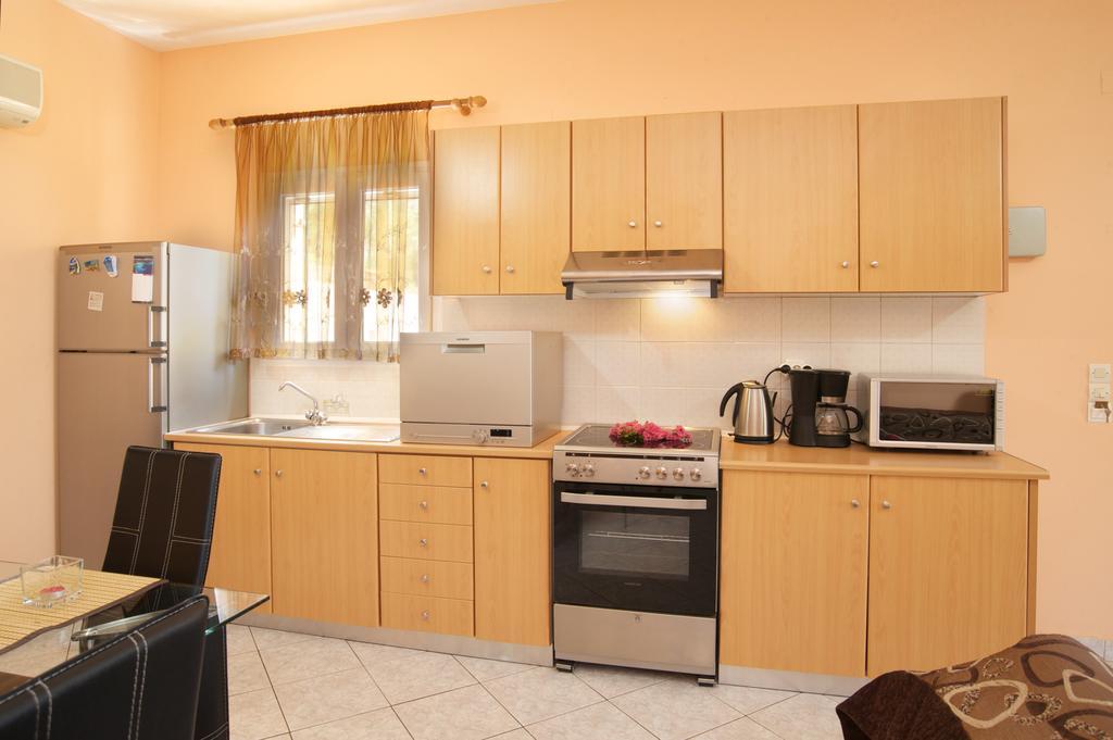 לואורדטה George Apartments חדר תמונה